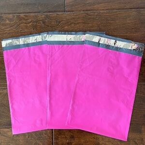 40 Pack - 7.5x10.5” Beautiful Hot Pink Poly Mailers